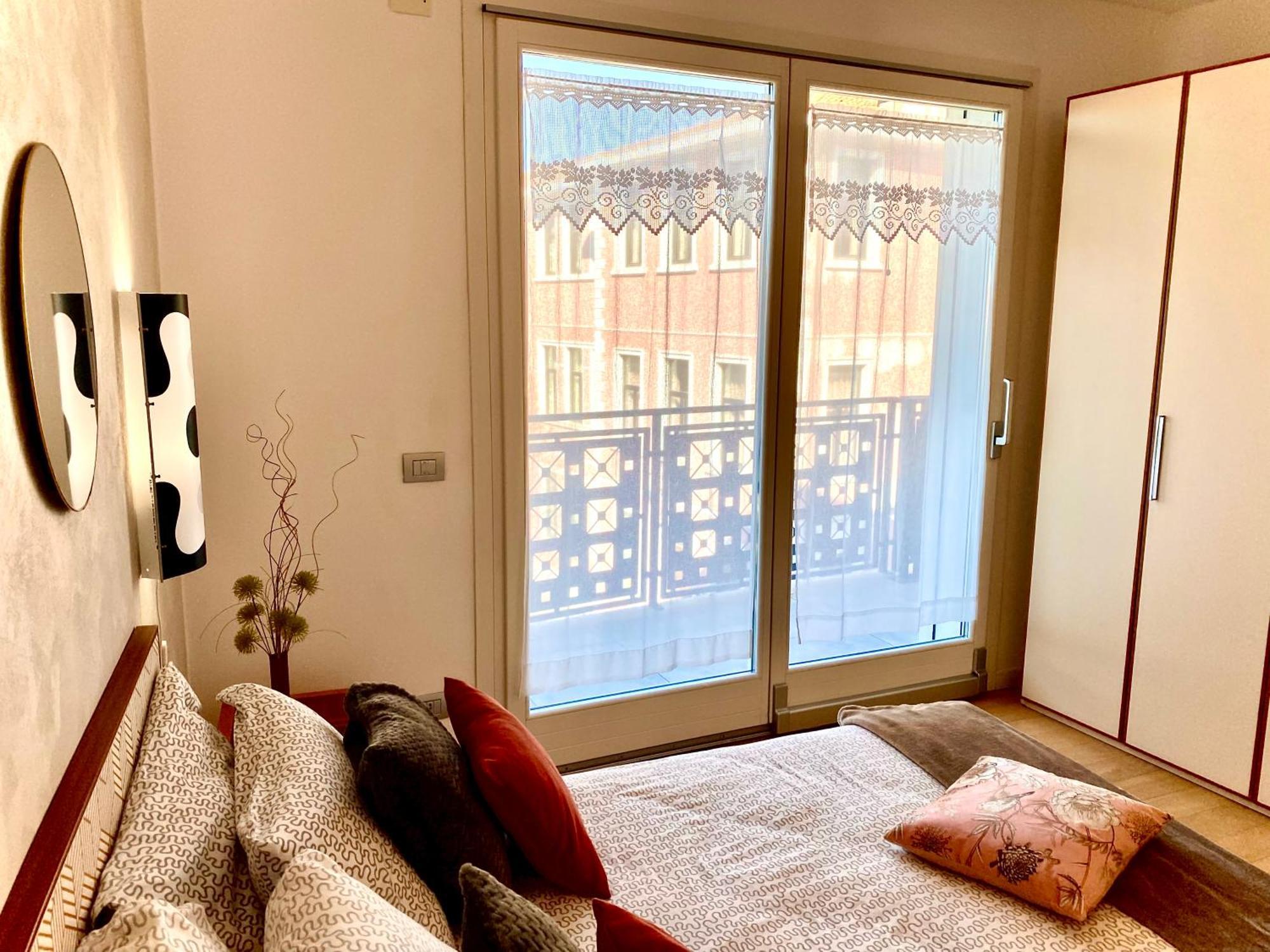 Apartment In Centro La Piazza